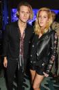 <p>The <a href="http://www.dailymail.co.uk/tvshowbiz/article-3485319/People-think-m-invincible-past-weeks-tough-Ellie-Goulding-reveals-split-Dougie-Poynter-planning-time-away-music.html" rel="nofollow noopener" target="_blank" data-ylk="slk:on-again/off-again;elm:context_link;itc:0;sec:content-canvas" class="link ">on-again/off-again</a> musical pair can't seem to stay apart for long. Maybe the fact that they have basically the <span class="redactor-unlink">same face</span> has something to do with it.</p>