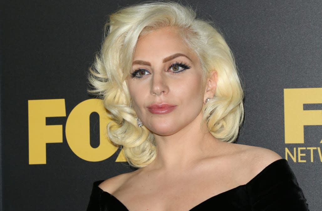 how to get Lady Gaga&#39;s hairstyle from the 2016 Golden Globes