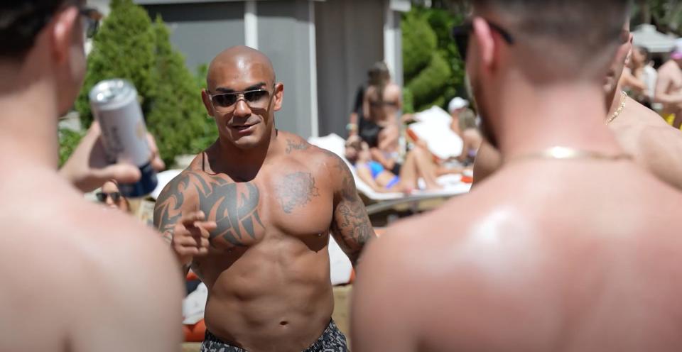 Simon Arias, shirtless in Vegas