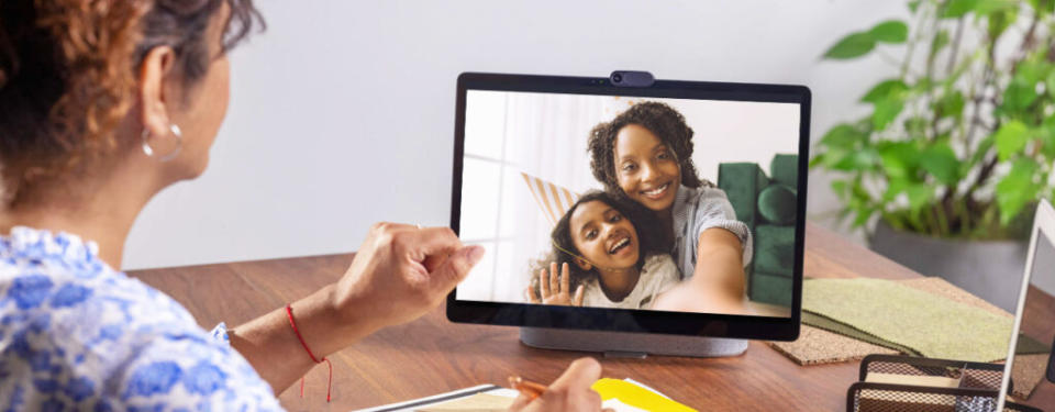 FB Portal Plus Video Chat