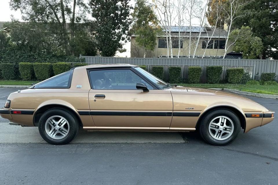 1981 mazda rx7 gsl 5 speed side