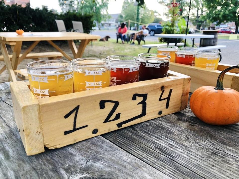 Beer flights at Eclipse Brewing in New Jersey