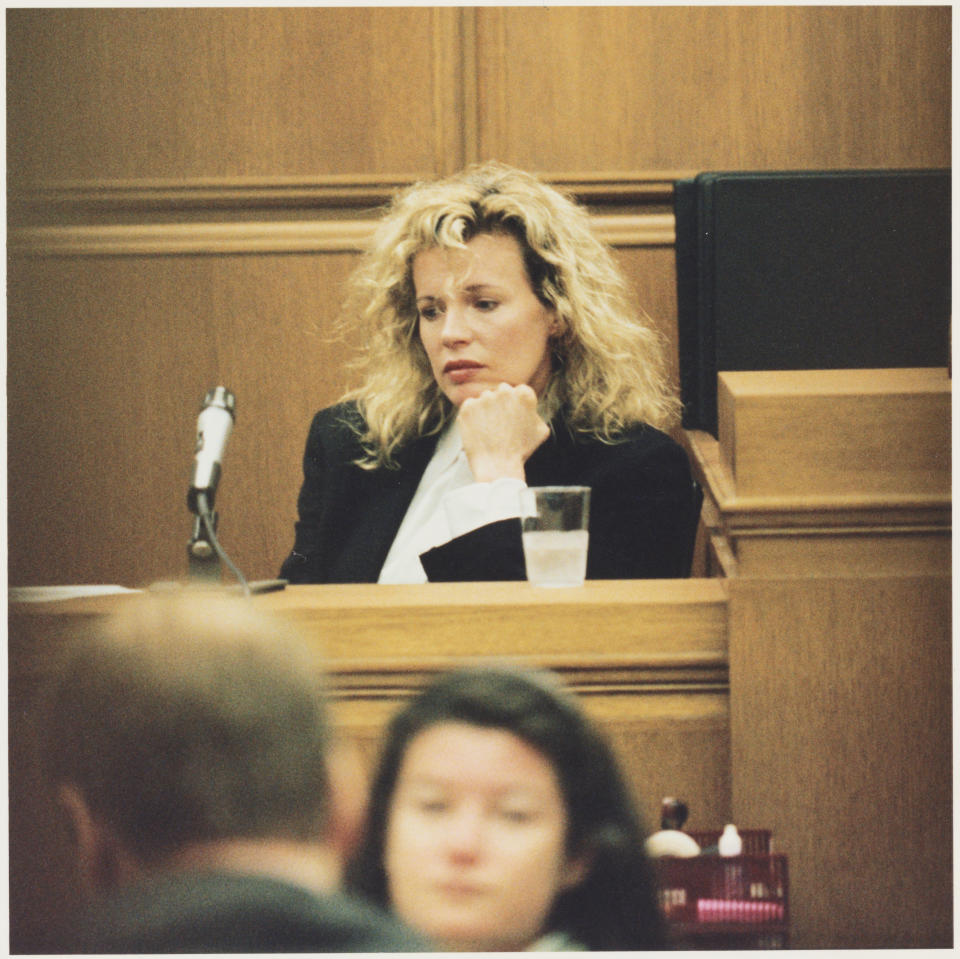 Kim Basinger testifies in civil court for a breach-of-contract lawsuit brought against her. The actress had allegedly made a verbal agreement to star in the 1993 film Boxing Helena, which she denies having done. The court orders her to pay $8.1 million to Main Line Pictures. (Photo by �� Steve Starr/CORBIS/Corbis via Getty Images)