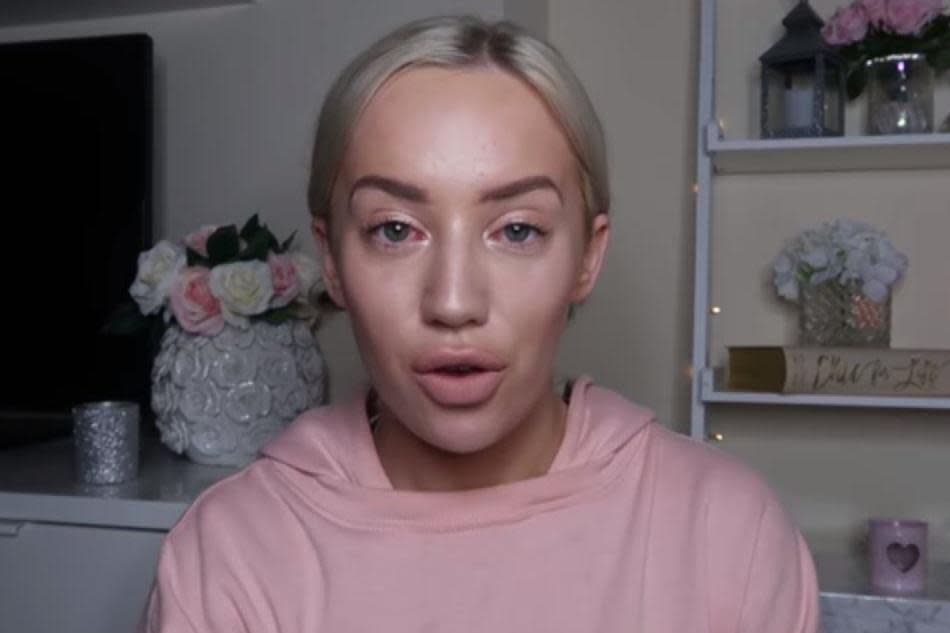 The vlogger accused Paul Stenson of 'bullying' in a video posted to her YouTube channel (Elle Darby)