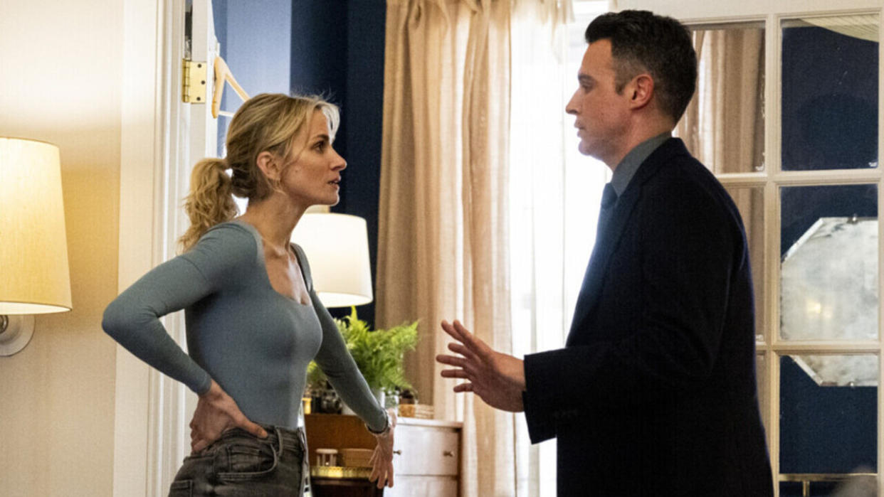  Shantel VanSanten and John Boyd in FBI: Most Wanted Season 5x08. 