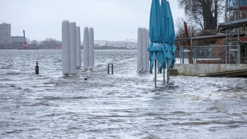 Für Donnerstag und Freitag wird im Norden mit Sturmfluten gerechnet. (Bild: dpa)