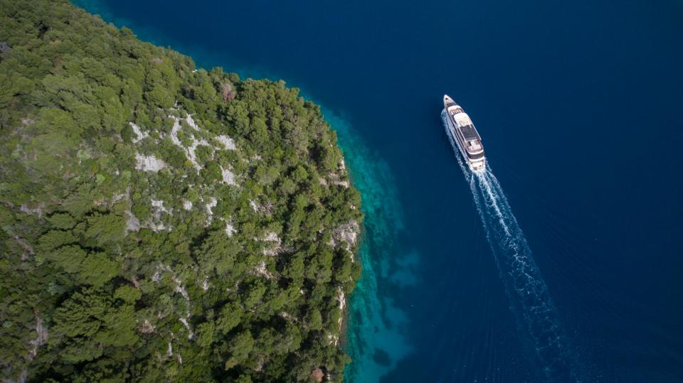 Kreuzfahrten bieten schöne Aussichten, sie sind allerdings nicht nachhaltig. - Copyright: Getty Images / Holger Leue