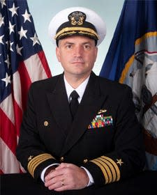 Capt. Kurt D. Balagna, commanding officer of the gold crew of the Ohio-class guided-missile submarine USS Ohio (SSGN 726), was relieved due to a loss of confidence in his ability to command.
