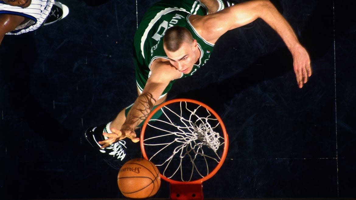 Fernando Medina/NBAE via Getty