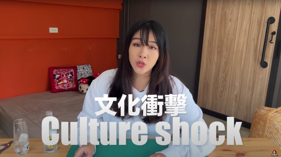 金湯力在個人Youtube頻道分享兩年前剛回台灣時的「文化衝擊」。（圖/翻攝自喝吧！金湯力Youtube）