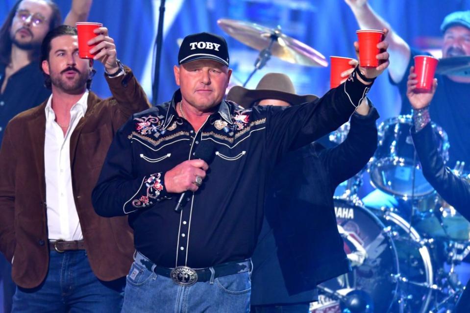 Clemens asked everyone to toast a red Solo cup in Keith’s honor. Getty Images