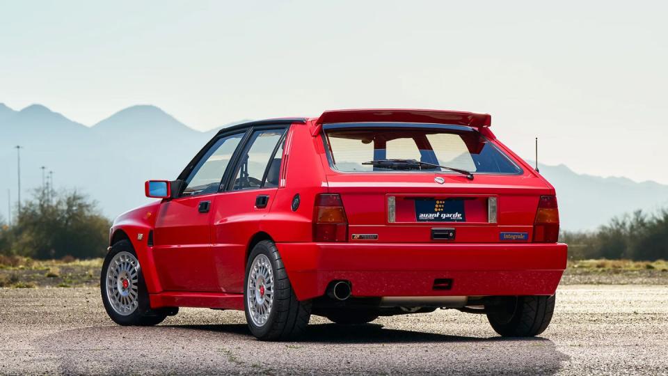 1992 lancia delta integrale evo 1 rear