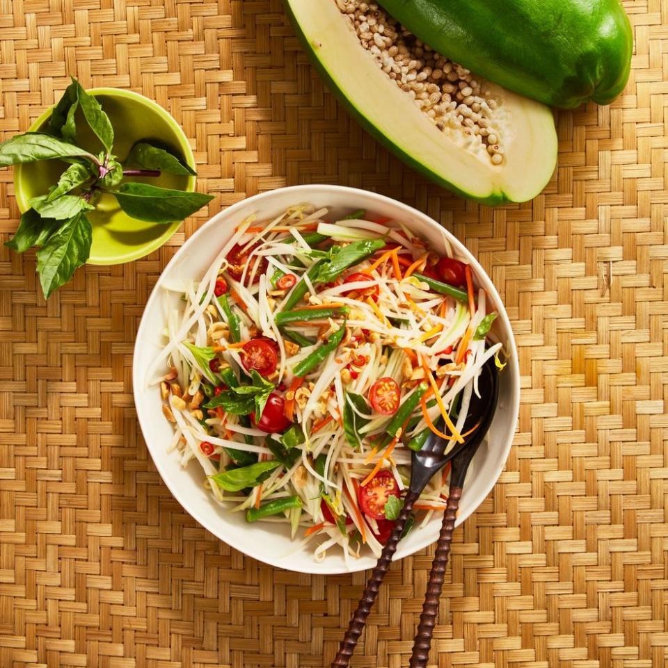 22) Thai Green Papaya Salad