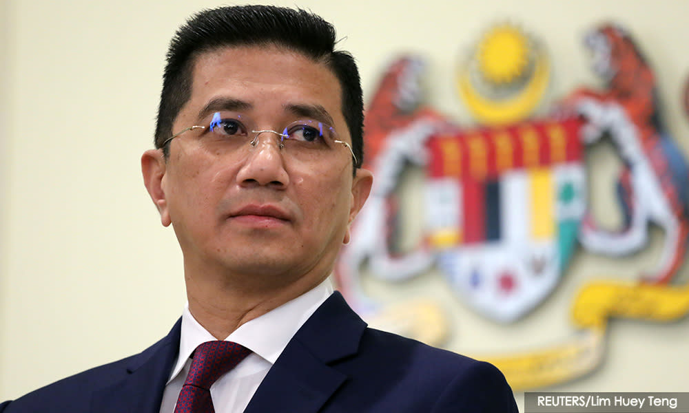 PKR man scoffs at Azmin self-professing as 'unambitious'