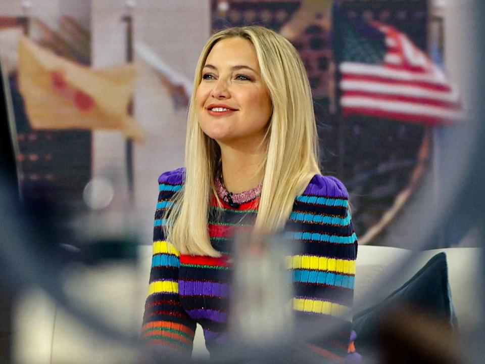 Kate Hudson says it’s “hard to get male movie stars to make rom-coms”
