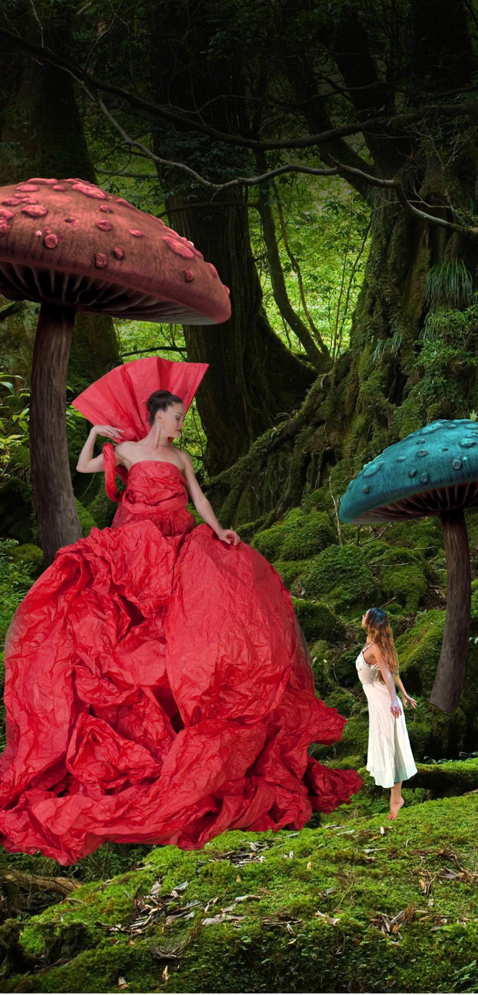 Alice meets the Queen of Hearts in MOMIX's "Alice," playing May 29 at Music Hall Detroit.