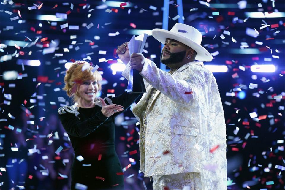 Reba McEntire with season 25 winner of "The Voice" Asher HaVon of Selma during Tuesday's finale.