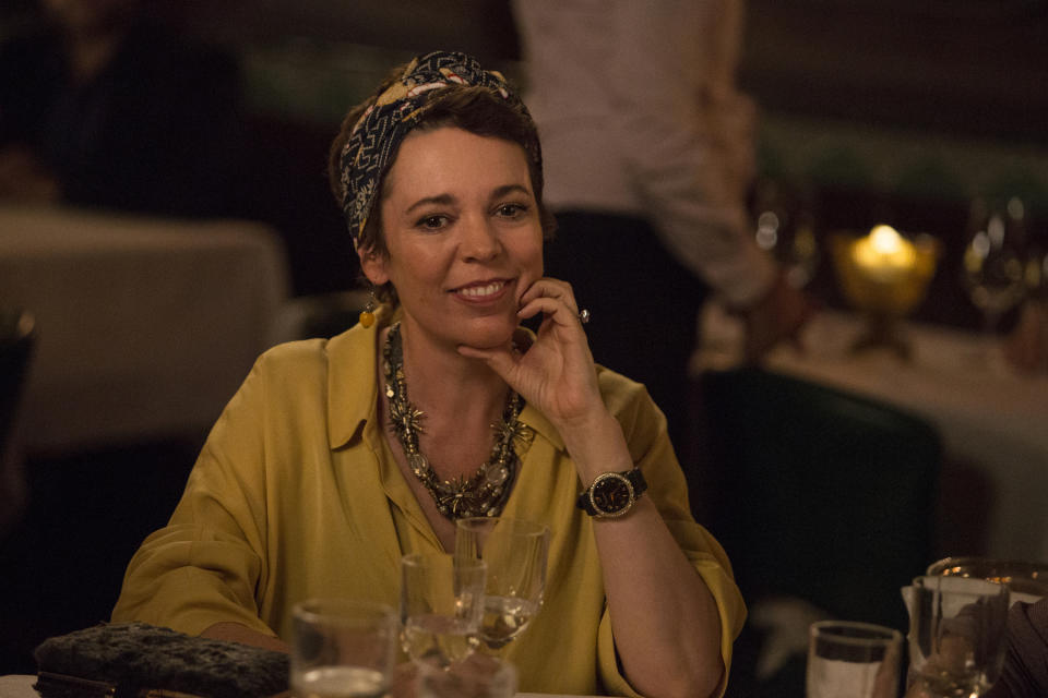 En esta imagen difundida por Amazon Studios, Olivia Colman en una escena de "Fleabag." (Amazon via AP)