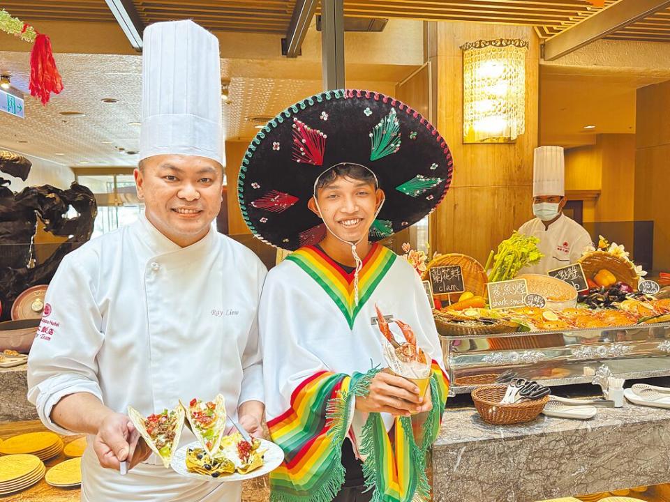 台北福華大飯店由行政總主廚劉文凱領軍帶來台灣自助餐廳少見的「德墨美食盛宴」。（洪秀瑛攝）