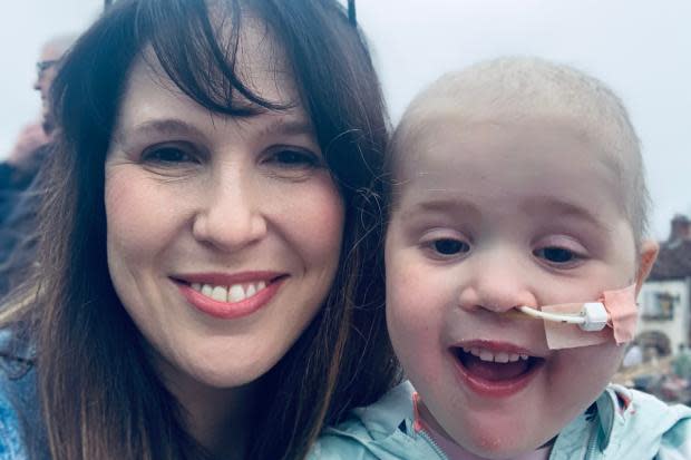 Mum to run London Marathon for ‘life saver’ charity for daughter with cancer