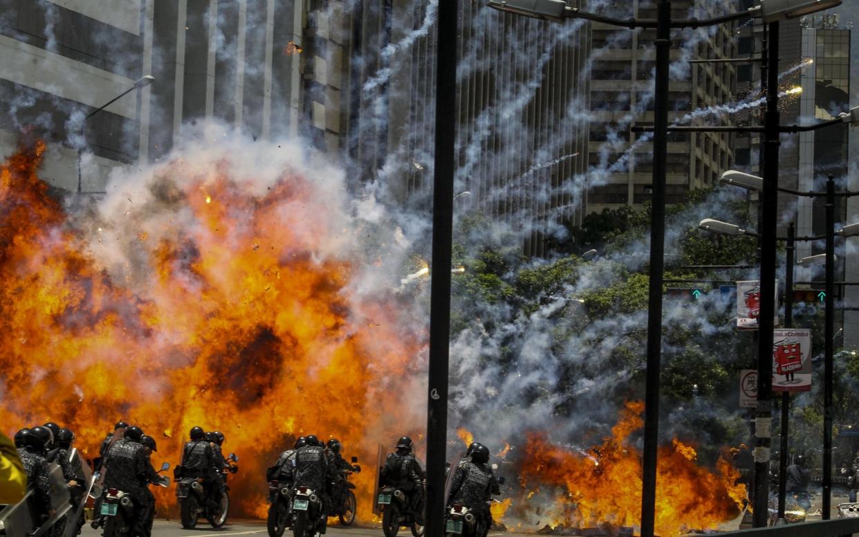 Clashes breaking out in Caracas as the voting on the constituent assembly took place. - EFE