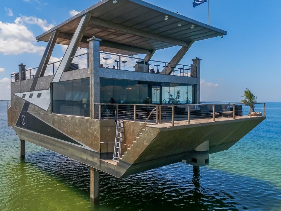 floating mansion yacht