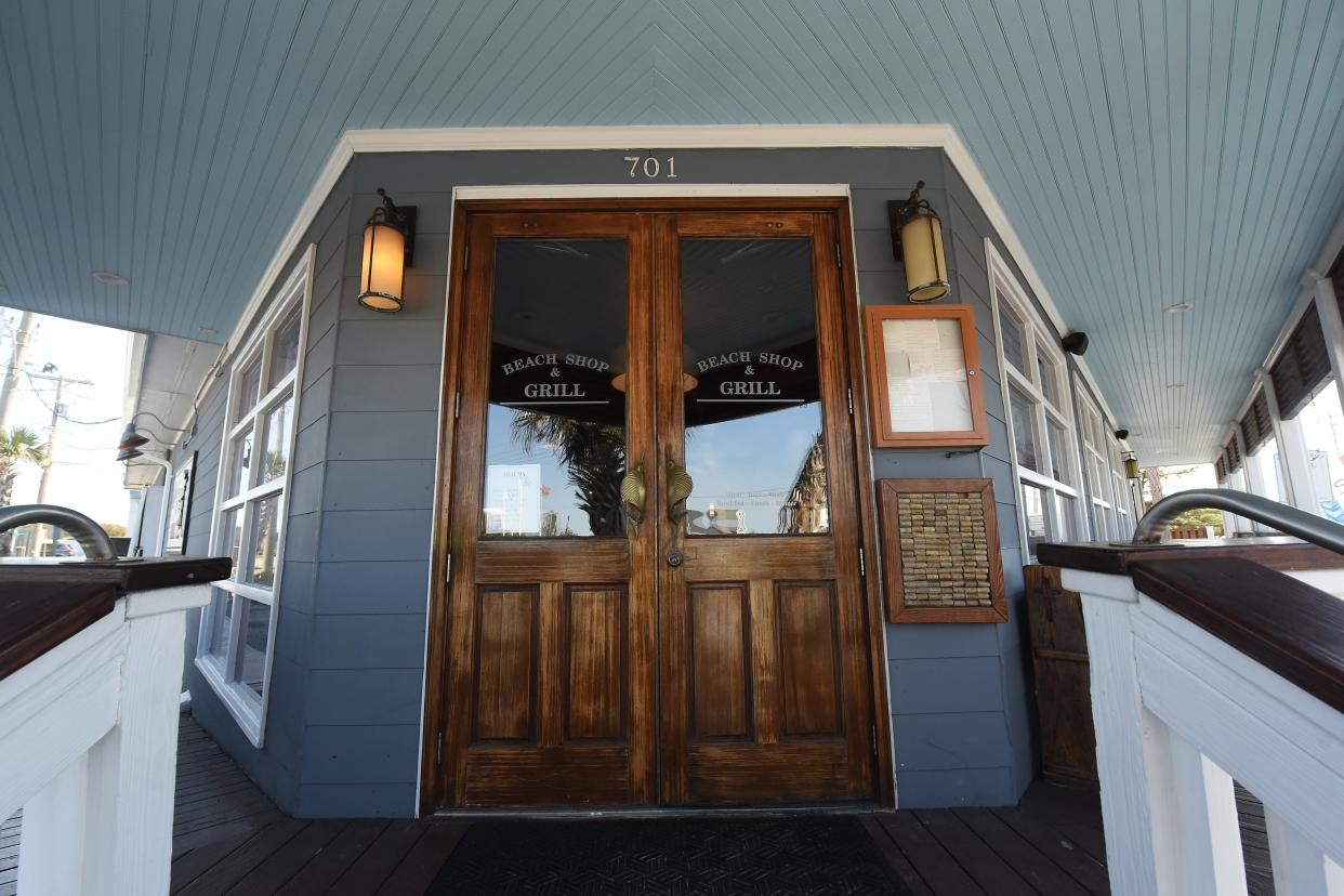 The Beach Shop and Grill at 701 S Anderson Blvd in Topsail Beach N.C. has been through a recent renovation.   [KEN BLEVINS/STARNEWS]