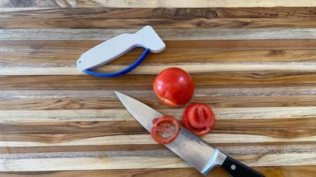 The World's Best Knife Sharpener {Review & Giveaway} - Elizabeth's Kitchen  Diary