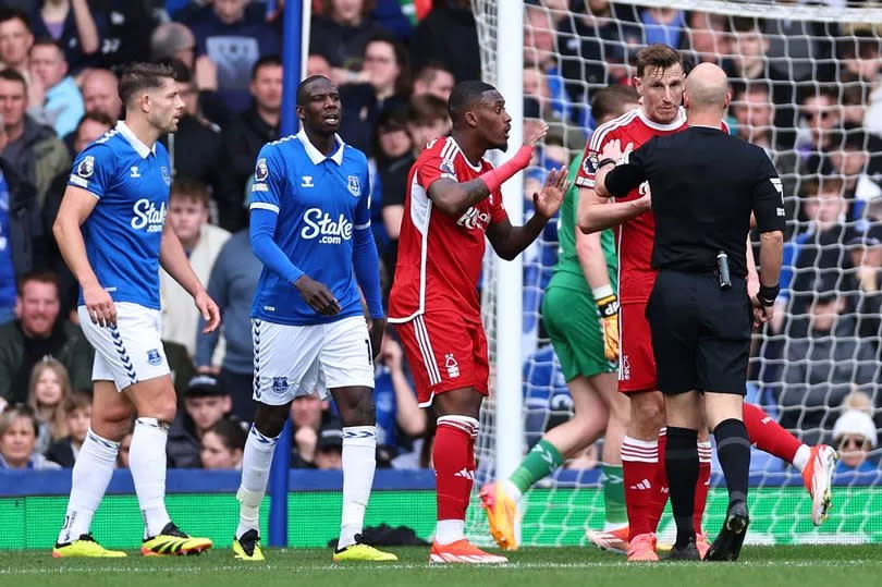 Anthony Taylor came under fire as Everton beat Nottingham Forest on Sunday afternoon