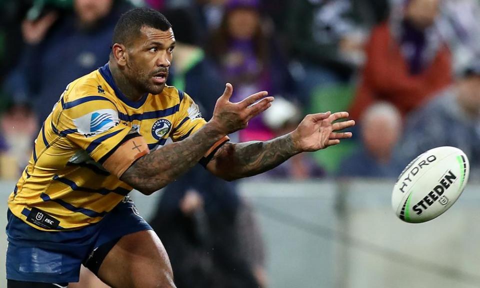 The blockbuster NRL forward Manu Ma’u has signed with Hull FC.