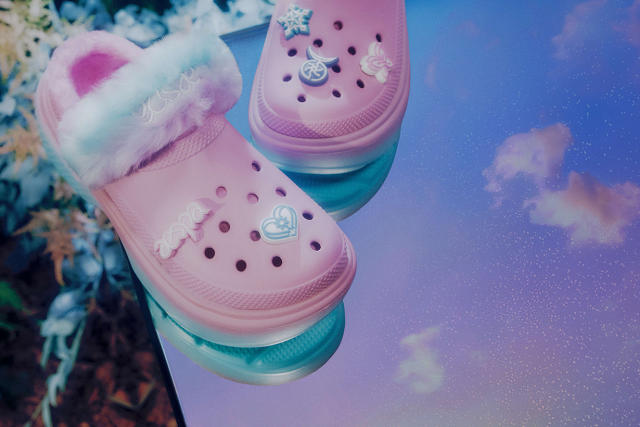 如獨角獸般的奇幻外型：aespa x Crocs 夢幻聯名「Stomp Lined Clog」登場！