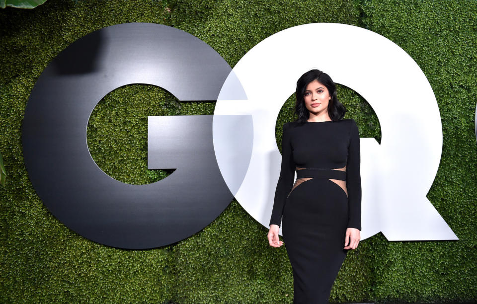 Sonst zeigt sich Kylie Jenner makellos, für das aktuelle Cover des US-amerikanischen „GQ“-Magazins ließ das Model die Hüllen fallen und zeigte eine Narbe. (Bild: Getty Images)