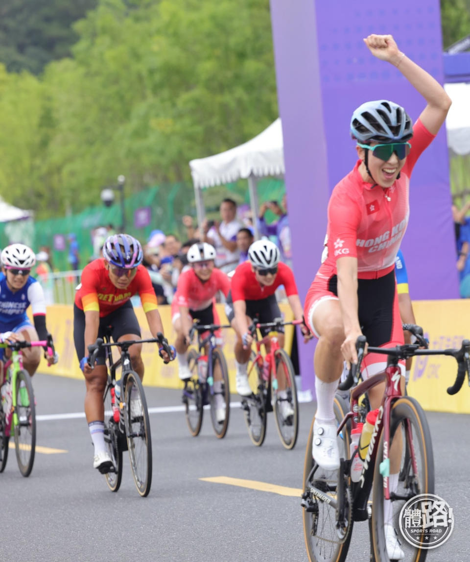 【杭州亞運・直擊】楊倩玉女子個人公路賽奪金 寫香港單車新史