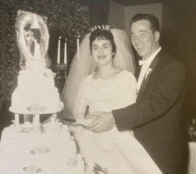 Edna and Vincent Daddario at their wedding on Oct. 16, 1960.