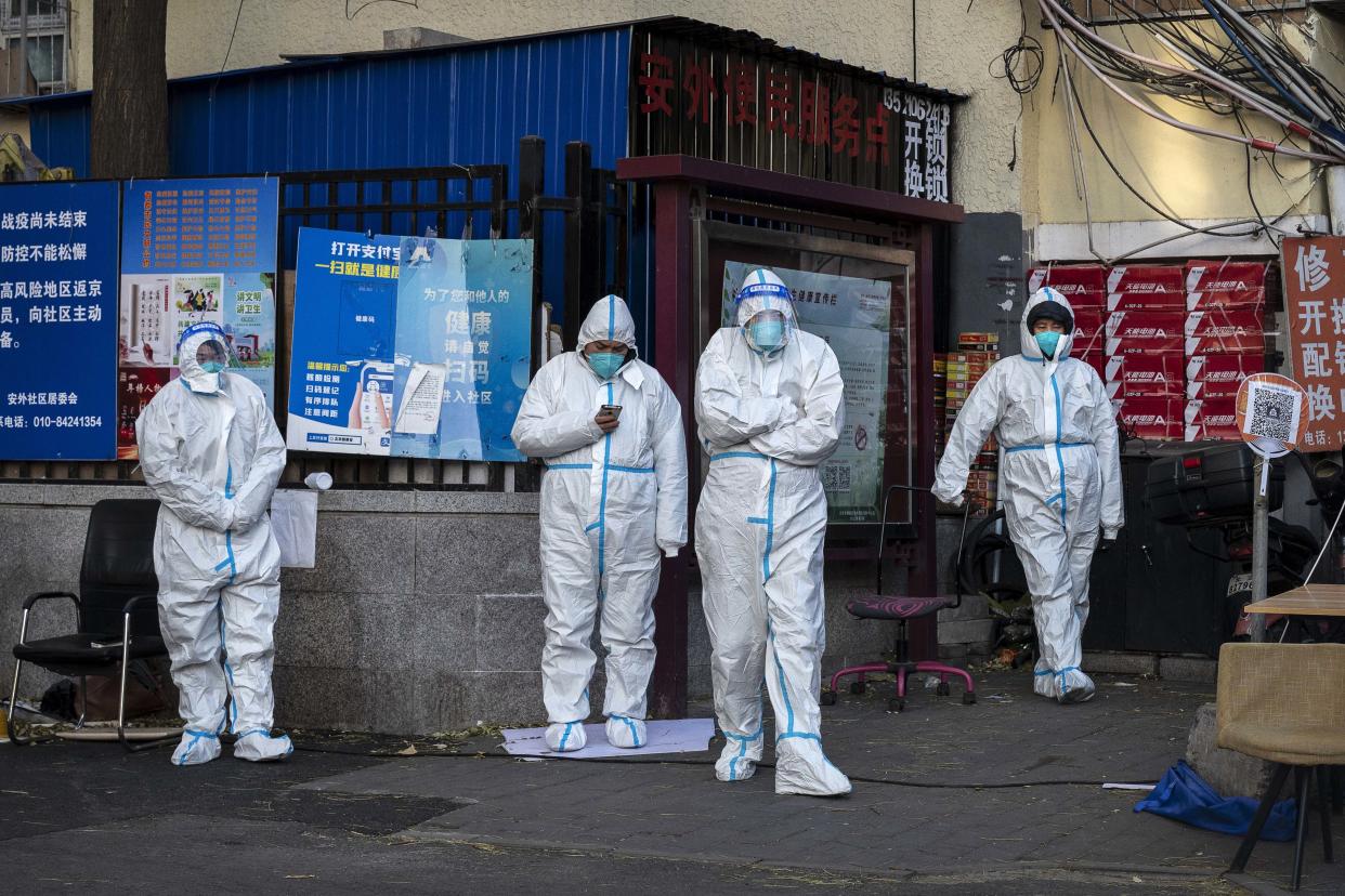 Image: China Battles Outbreaks As Country Records Record Cases (Kevin Frayer / Getty Images)