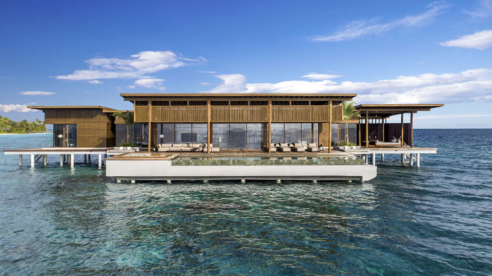 The Overwater Reef Villa at the Par