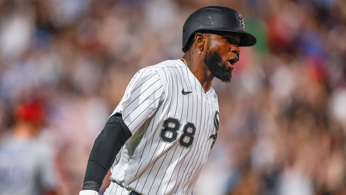 Luis Robert injury: White Sox outfielder pulls out of All-Star Game after  hurting calf during Home Run Derby 