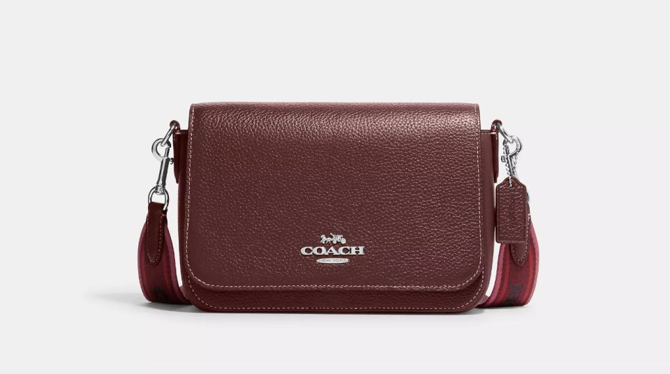 Bolso de Coach Outlet. (Foto: Coach Outlet)