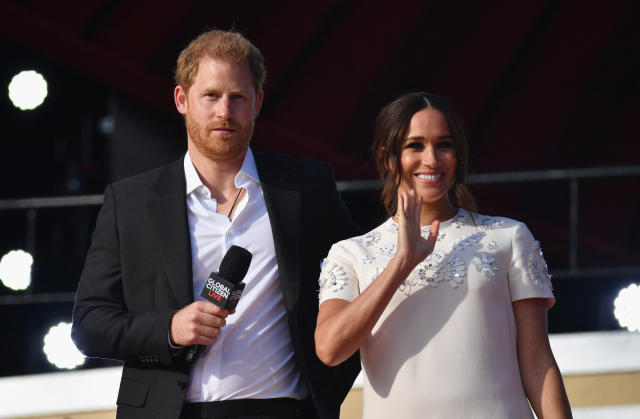 Britain&#39;s Prince Harry and Meghan Markle speak during the 2021 Global Citizen Live festival at the Great Lawn, Central Park on September 25, 2021 in New York City. (Photo by Angela Weiss / AFP) (Photo by ANGELA WEISS/AFP via Getty Images)