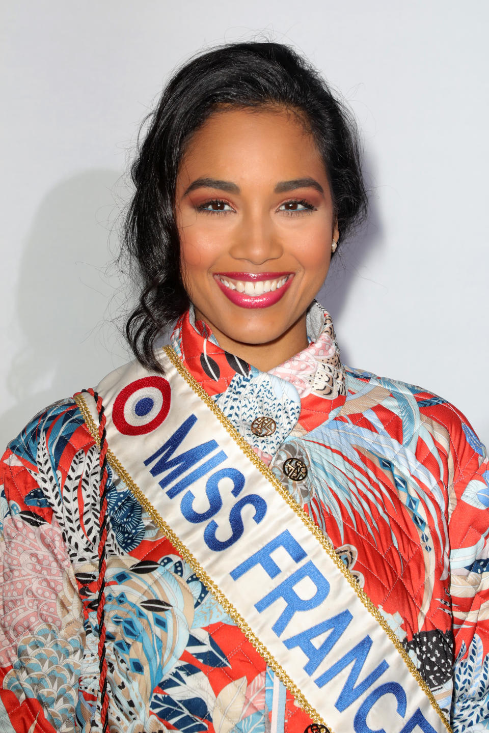 C'est un passage obligé pour les Miss France, chaque année. Au côté de Camille Cerf, Clémence Botino, Miss France 2020, a ouvert le bal en participant à cette nouvelle édition de Fort Boyard pour le compte des Bonnes Fées, l'association des anciennes Miss France. (Photo by Pierre Suu/Getty Images)