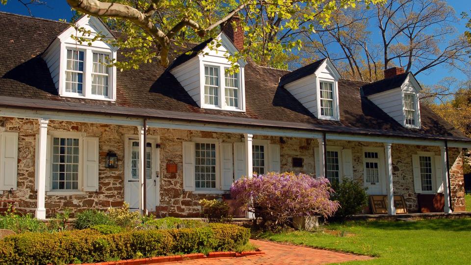 Oakland, NJ, USA May 7, 2007 The historic Van Allen House, in Oakland, New Jersey, is an example of the Dutch influence in Northern New Jersey - Image.