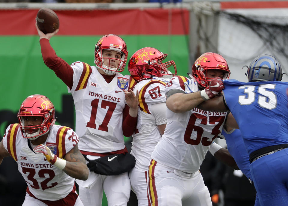 Iowa State quarterback Kyle Kempt (17) passes against Memphis in the first half of the Liberty Bowl NCAA college football game Saturday, Dec. 30, 2017, in Memphis, Tenn. (AP Photo/Mark Humphrey)