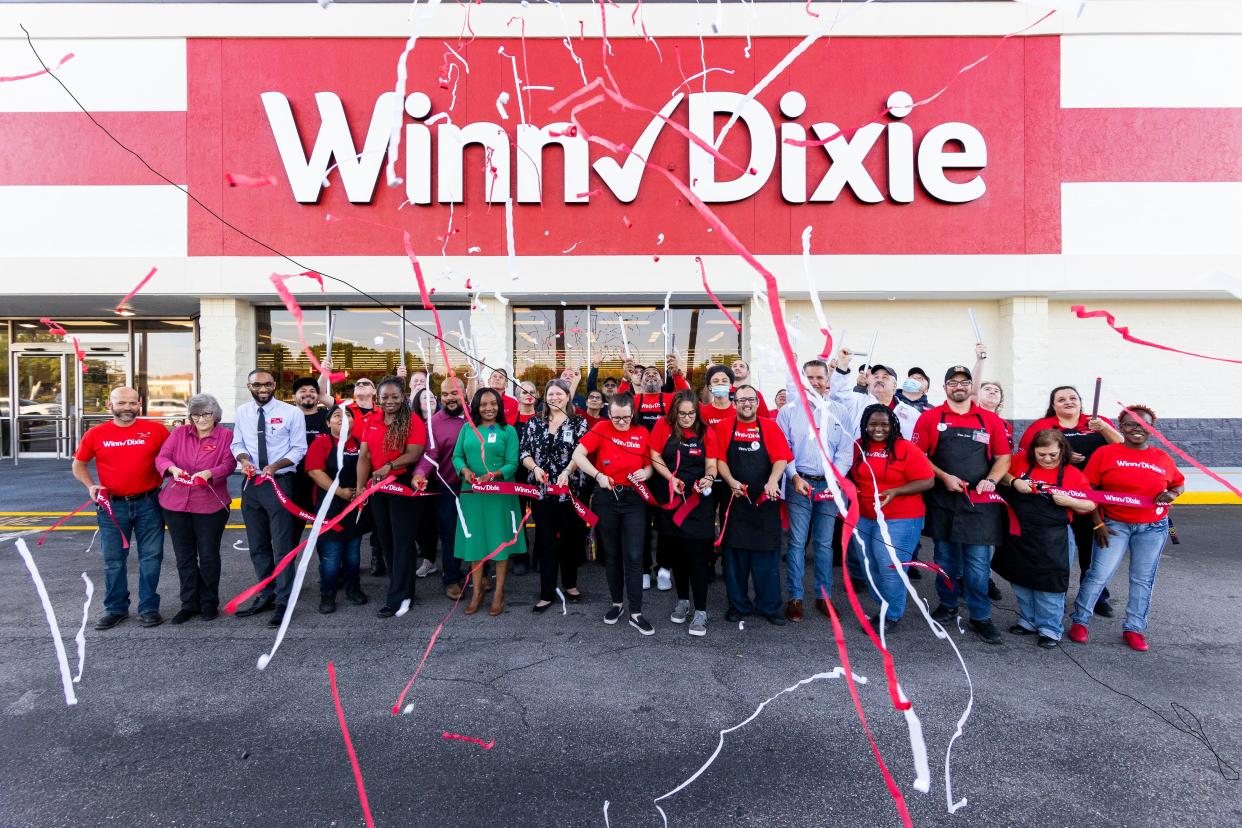 There were two ribbon cuttings Wednesday at newly remodeled Lakeland Winn-Dixie stores.