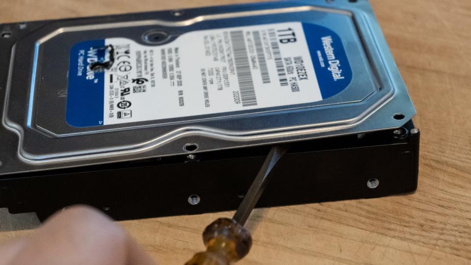 How to destroy a hard drive 5