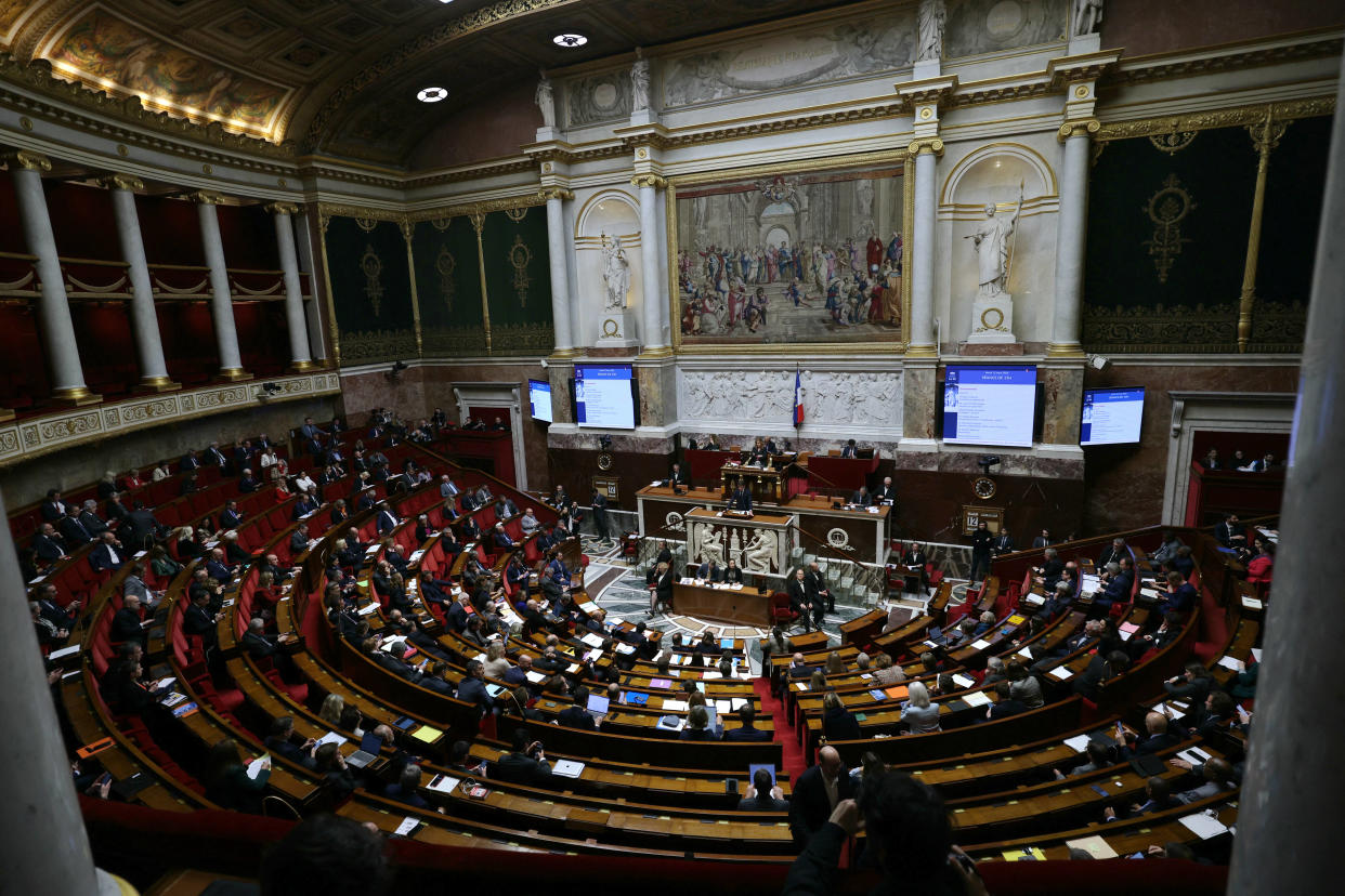 Dans une Assemblée nationale tendue ce mardi 12 mars, le vote en faveur de l’accord de sécurité franco-ukrainien a obtenu une majorité de voix pour. 