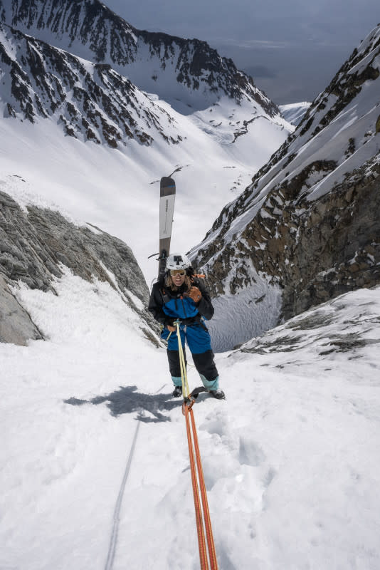 Though rappelling seems scary, this was where I felt almost safest during the whole descent. On a rope, about to rap out to the exit, almost done. Damn it felt good.<p>Photo: Bjarne Salen</p>