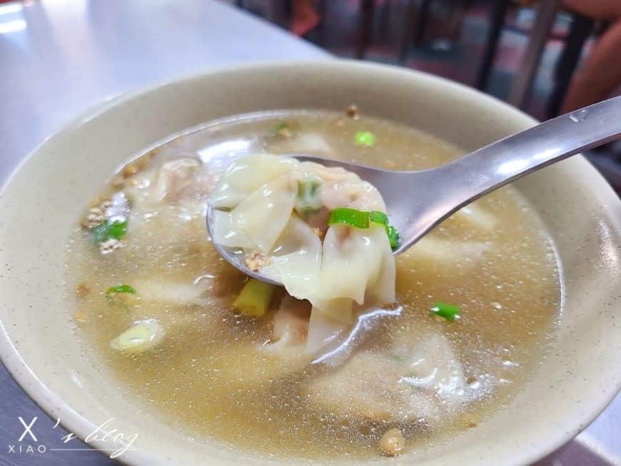 餛飩湯