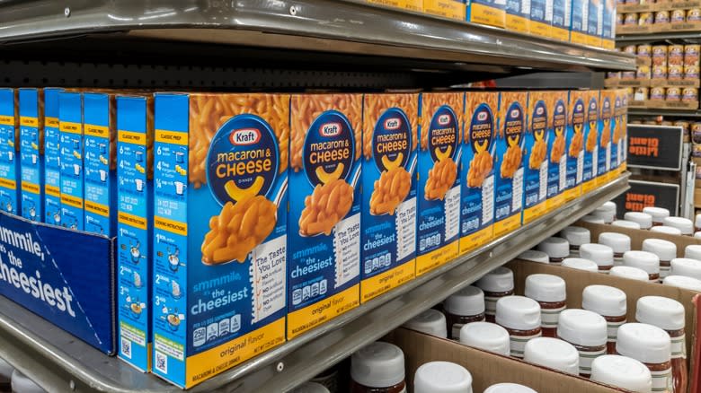 Boxes of Kraft macaroni and cheese