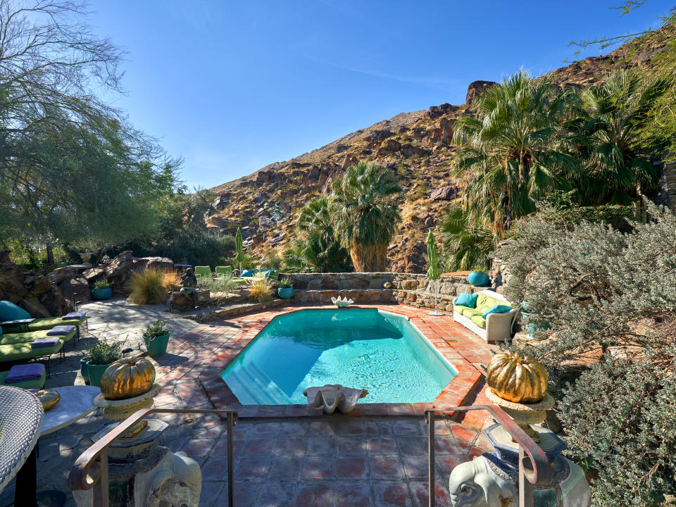 Suzanne Somers' Palm Springs Hideaway