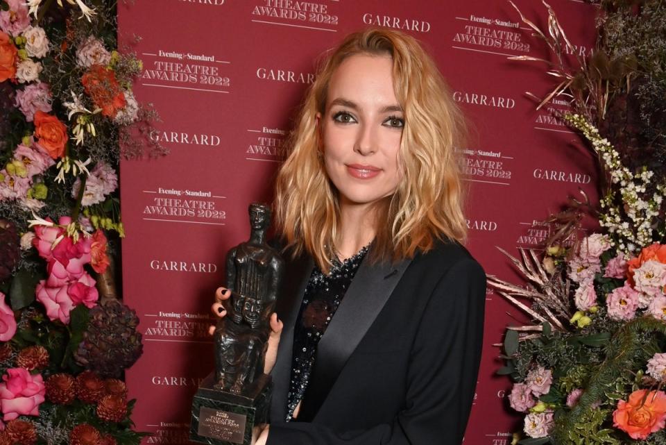 Jodie Comer with her award for Best Actress for Prima Facie  (Dave Benett)